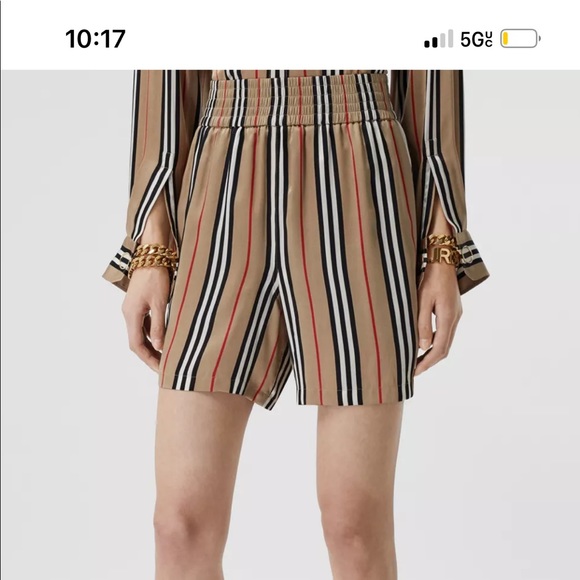 Burberry silk shorts - Picture 2 of 4